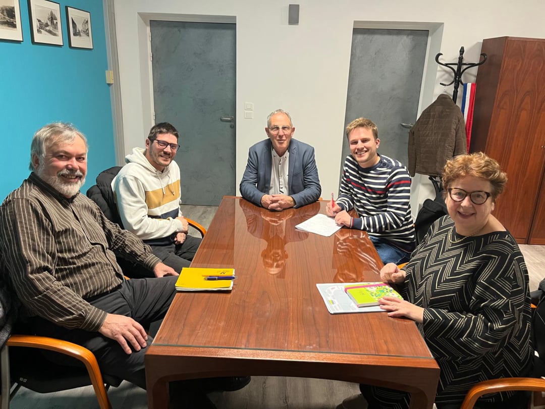 Mobirise Website Builder